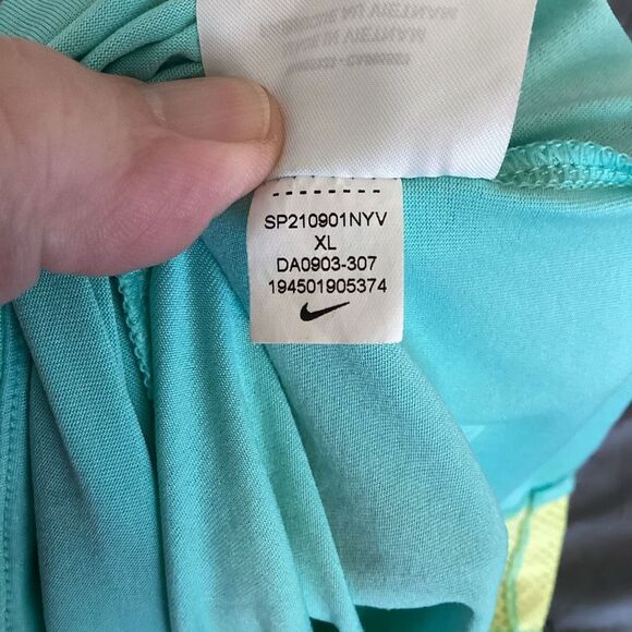 Ladies Nike Just Do It" Performance Vented Training Top - Picture 5 of 7